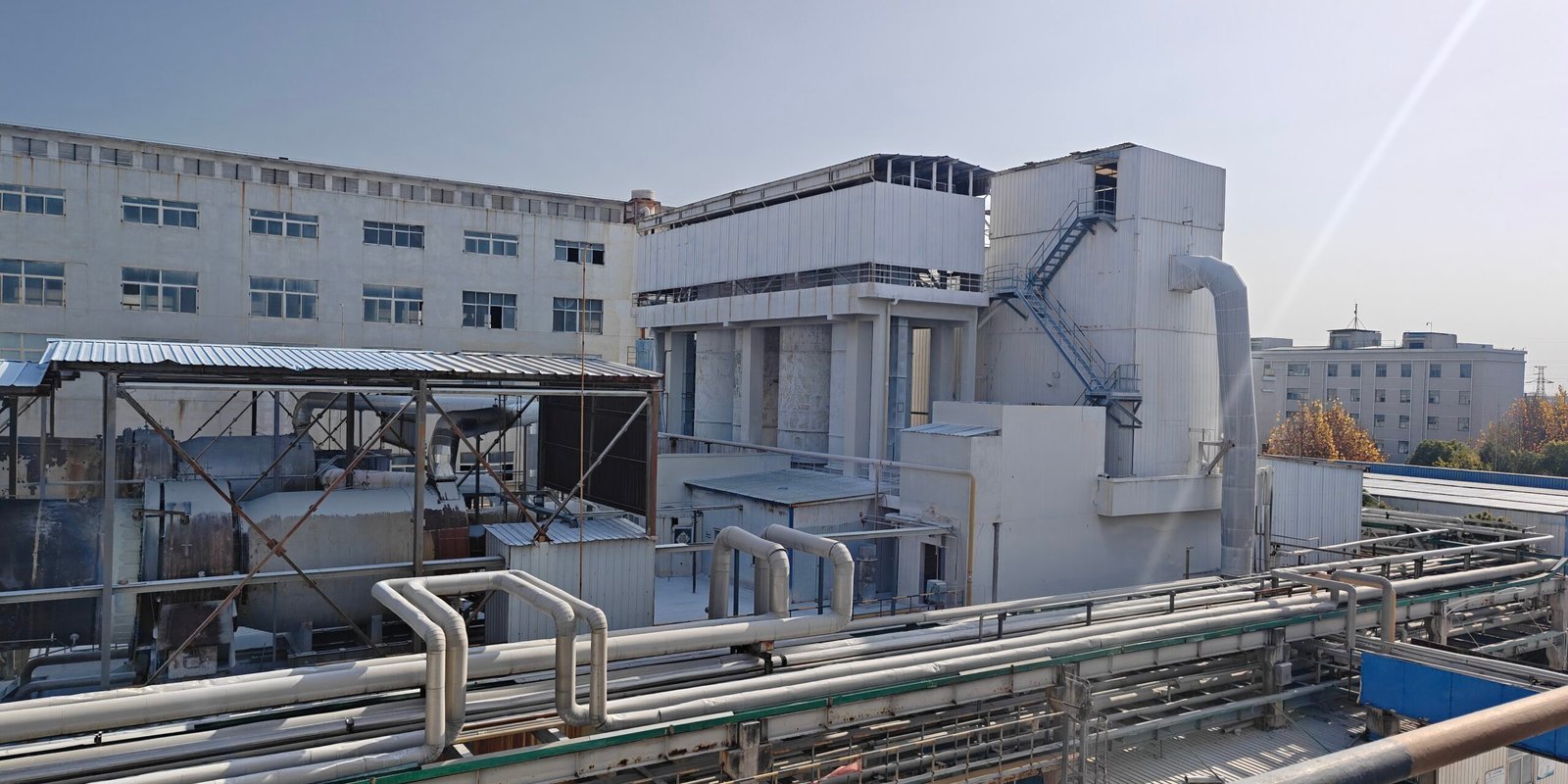 TiO2 Factory photo 3